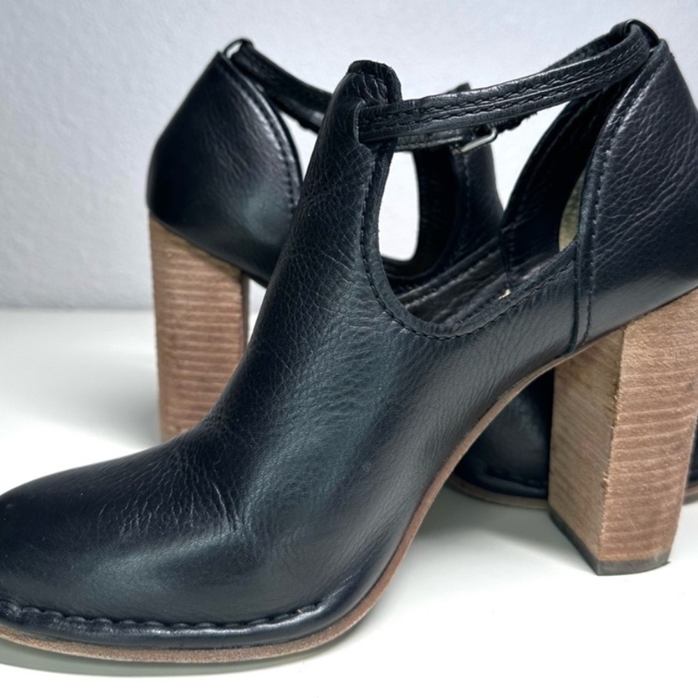 Frye Black Leather Margaret Stacked Wood Heel Ankle Stap Shootie Bootie Size 9.5